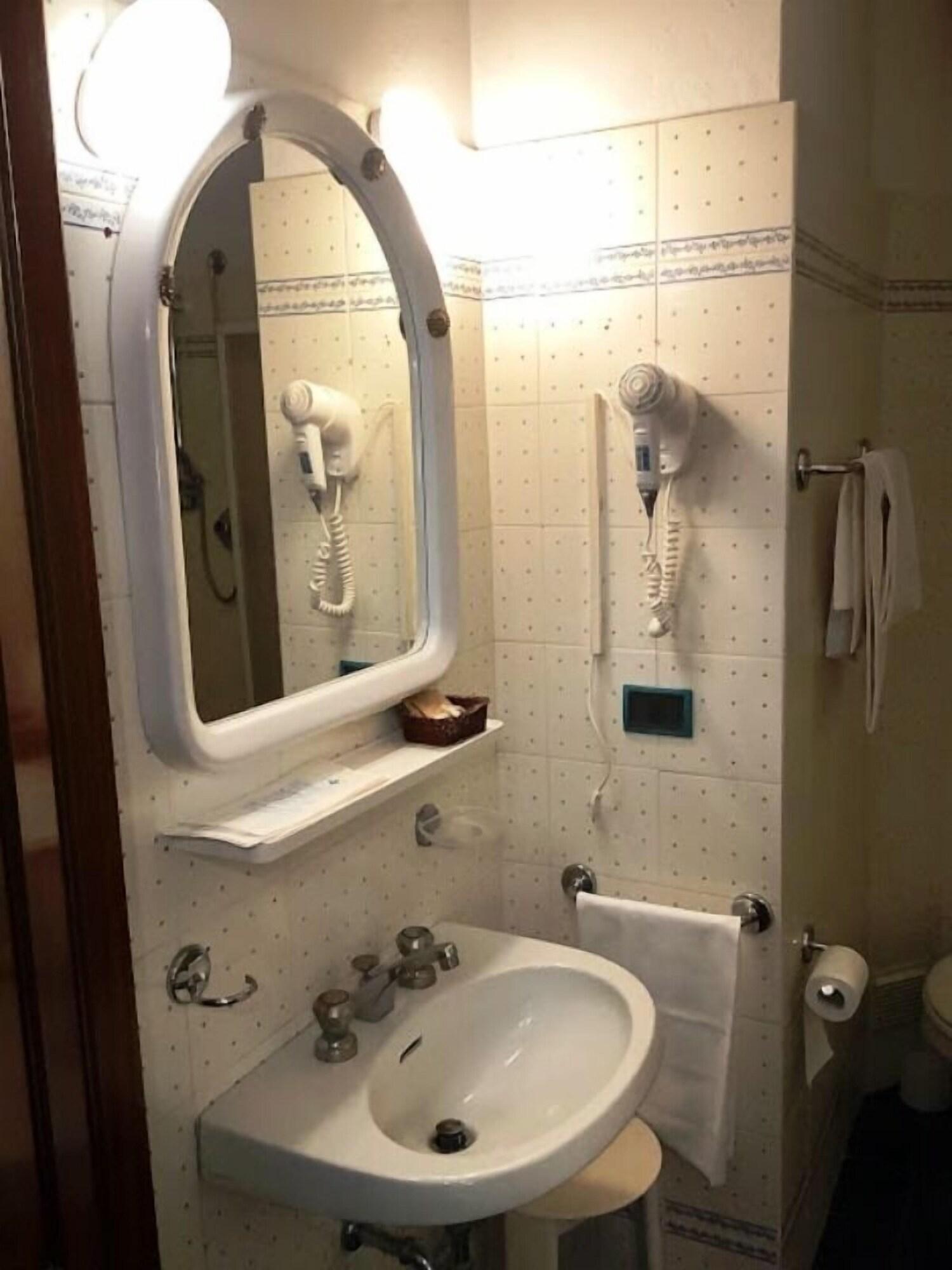 Hotel Savona Montecatini Terme Eksteriør bilde